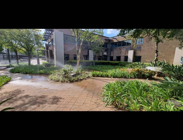 313.50M² OFFICE TO LET IN RANDJESPARK